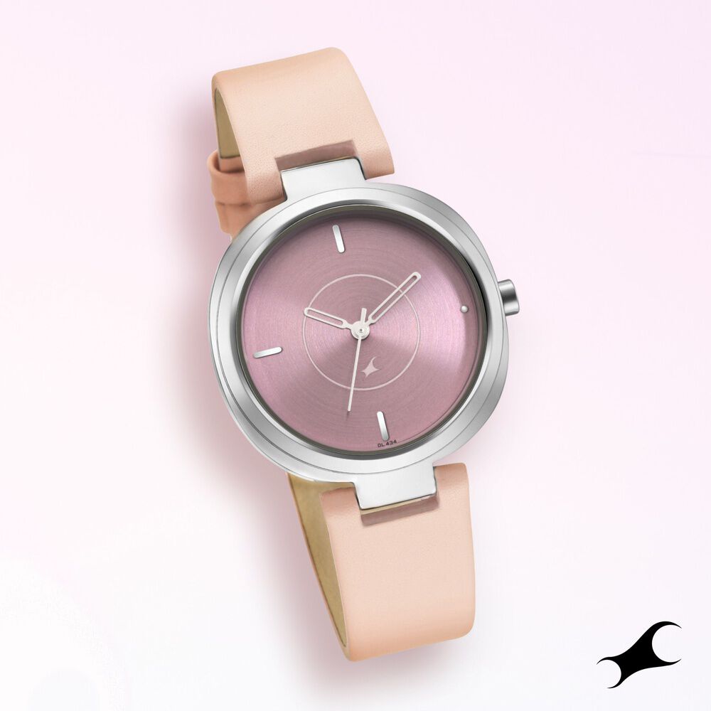 Women Round ADK Silver Color Analog Wrist watch For Girls-MT-205, For Daily  at Rs 139/piece in Surat