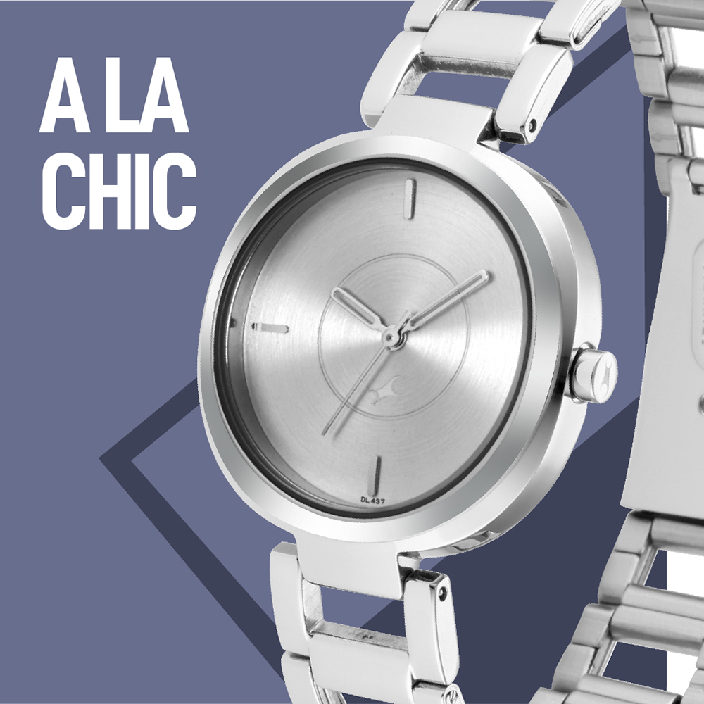 Amazon.com: SWAROVSKI Crystalline Chic Swiss Quartz Watch with Stainless  Steel Strap, Silver, 15 (Model: 5544583) : Clothing, Shoes & Jewelry